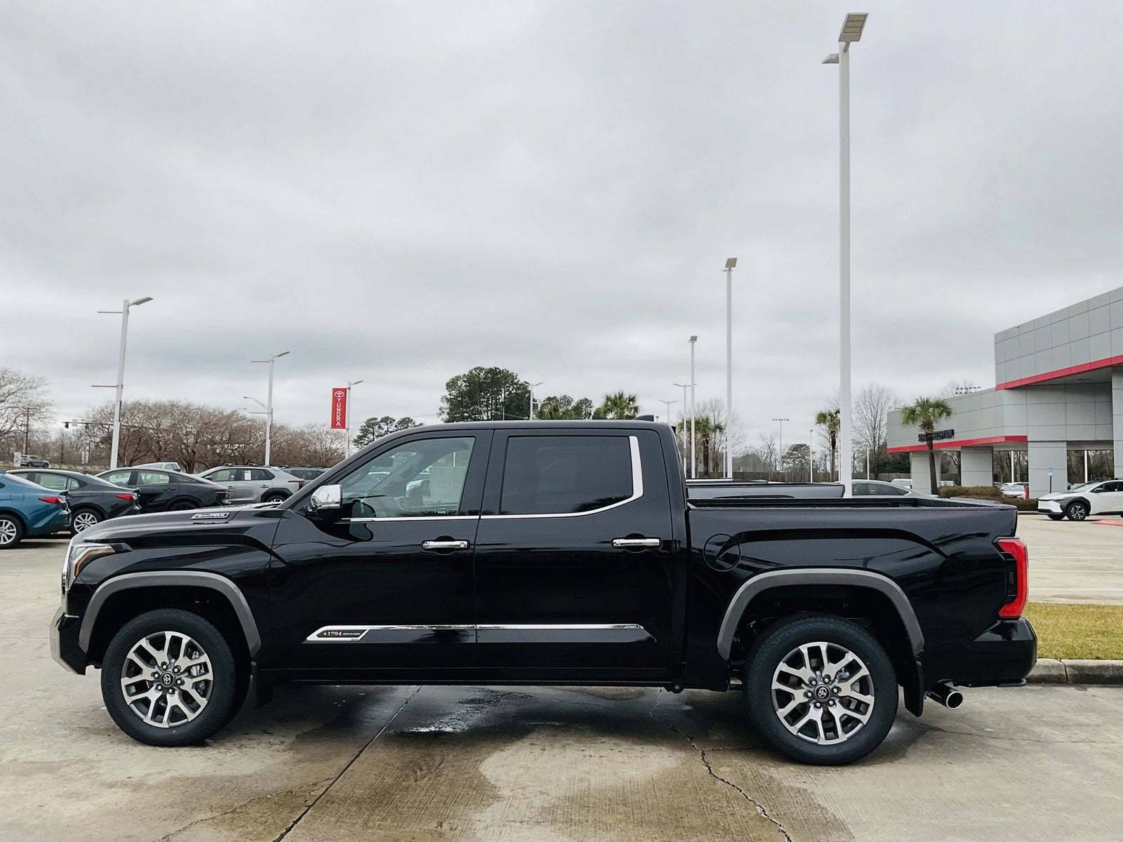 2025 Toyota Tundra i-FORCE MAX 1794 Edition i-FORCE MAX