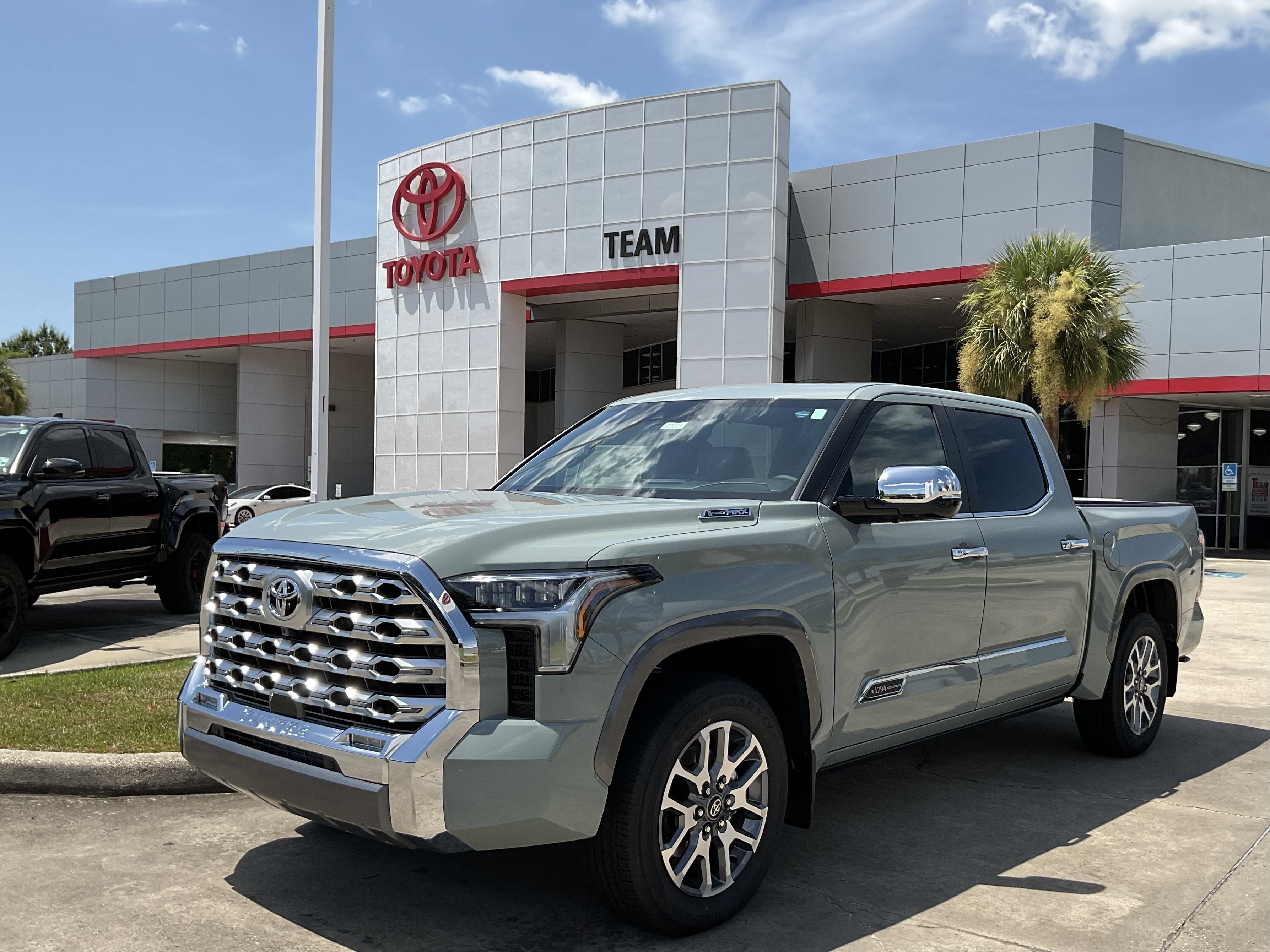 2026 Toyota Tundra i-FORCE MAX 1794 Edition i-FORCE MAX
