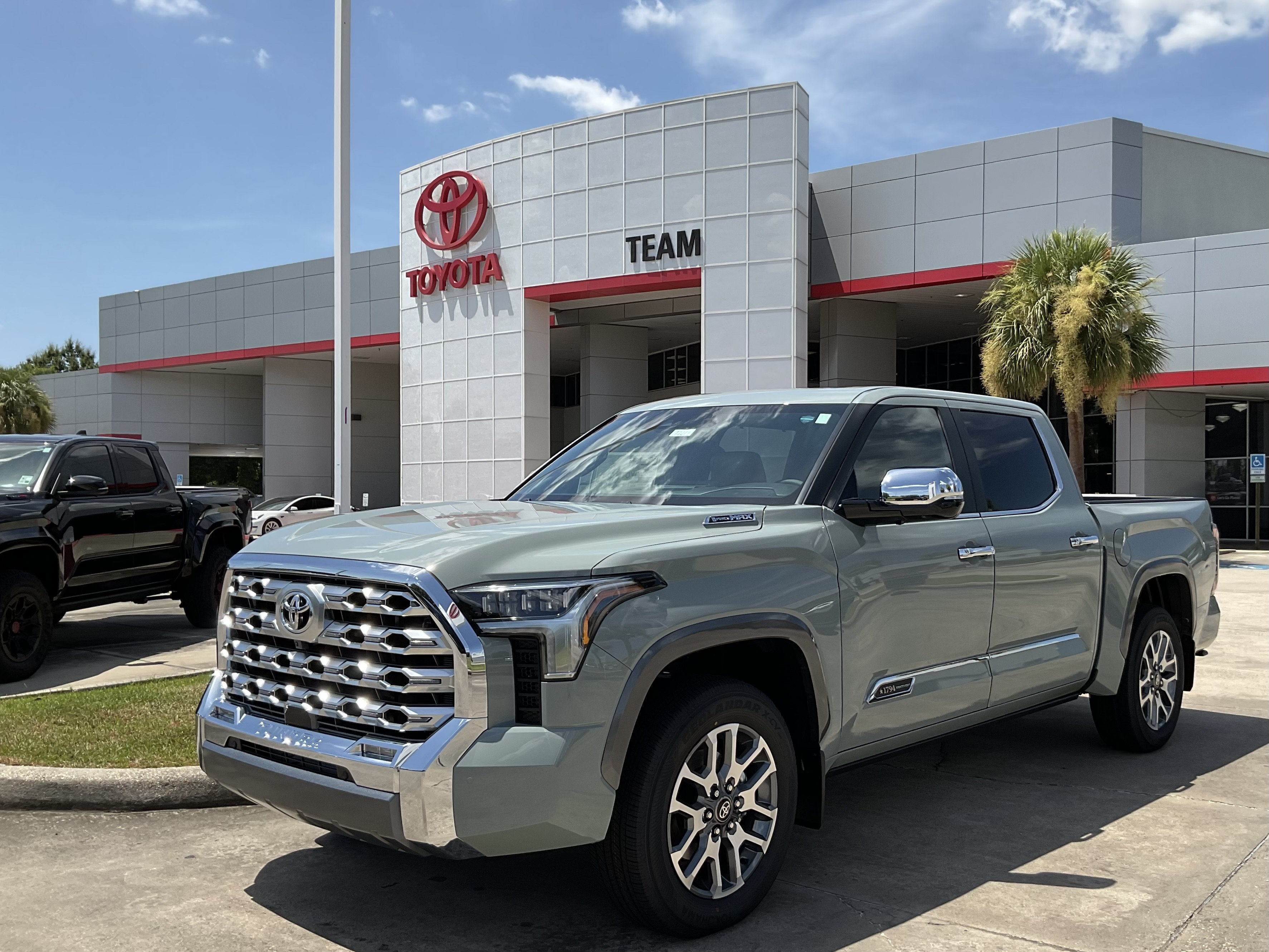 2026 Toyota Tundra i-FORCE MAX 1794 Edition i-FORCE MAX