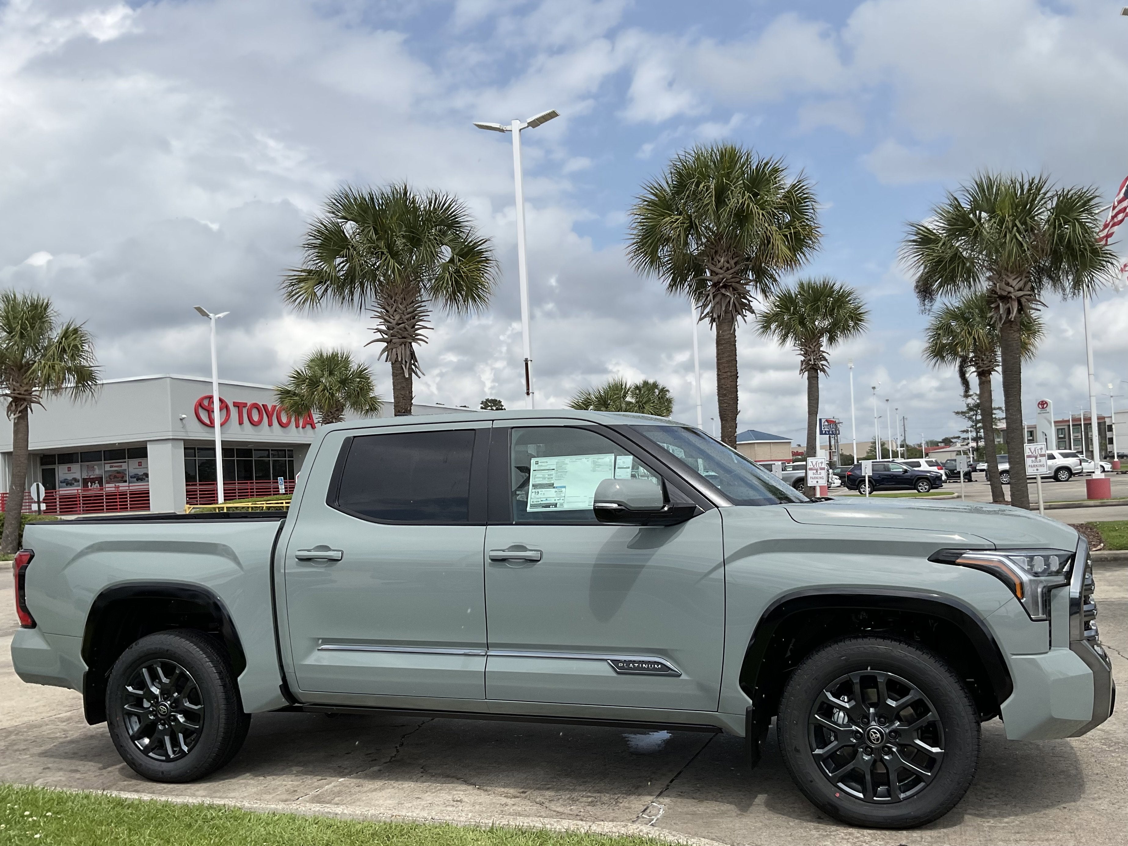 2026 Toyota Tundra 4WD Platinum