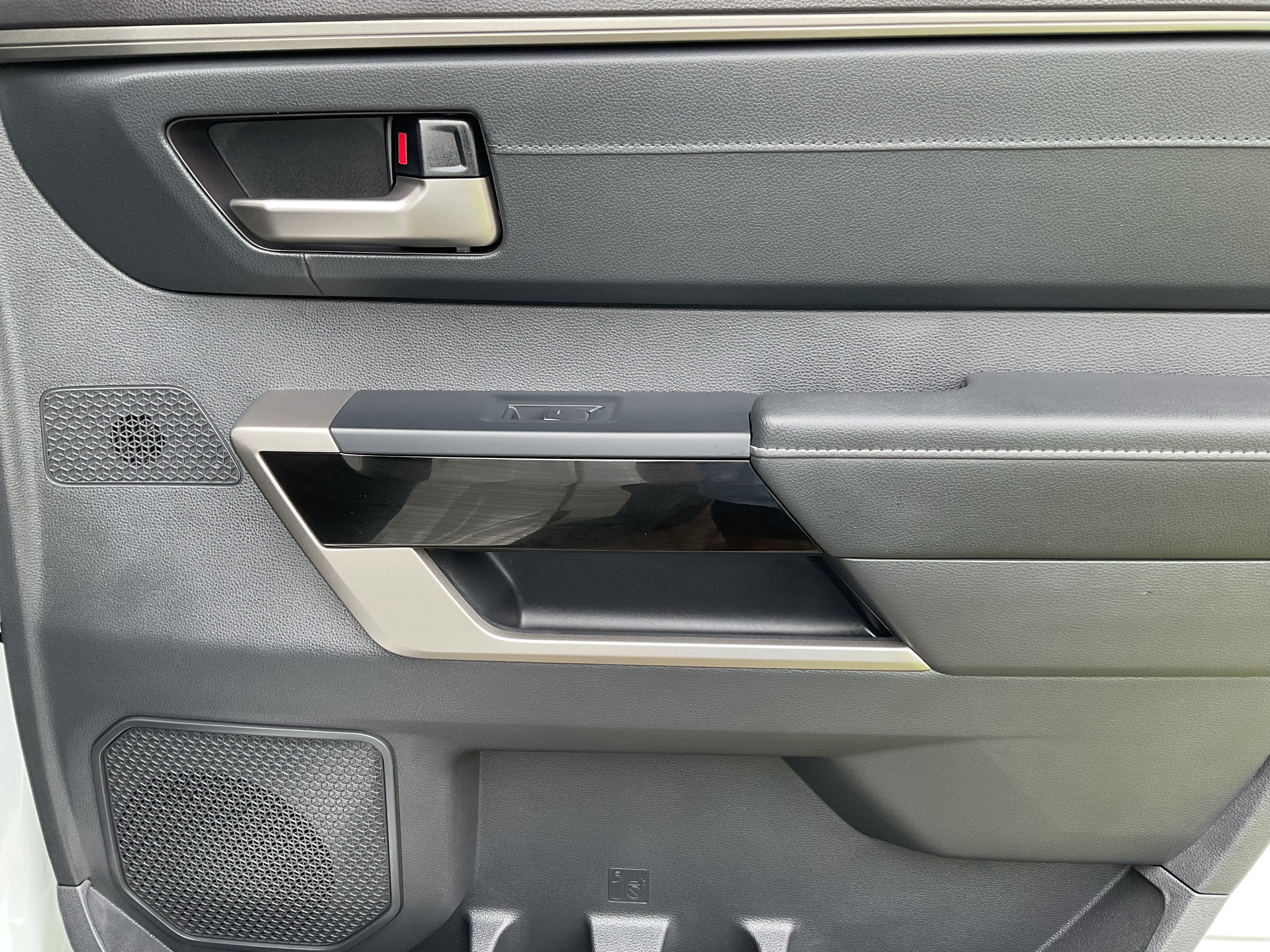 2026 Toyota Tundra i-FORCE MAX Limited i-FORCE MAX