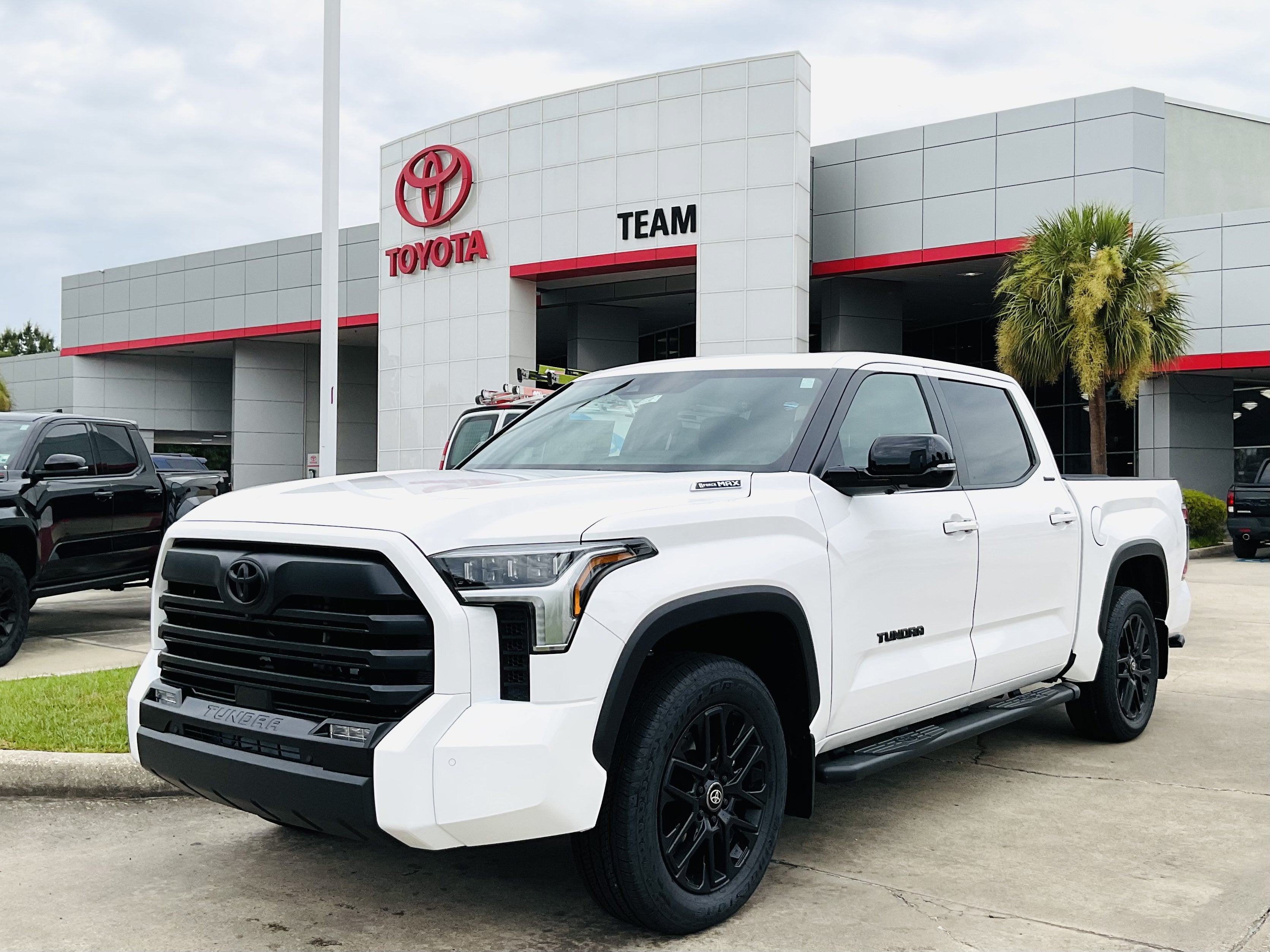 2026 Toyota Tundra i-FORCE MAX Limited i-FORCE MAX