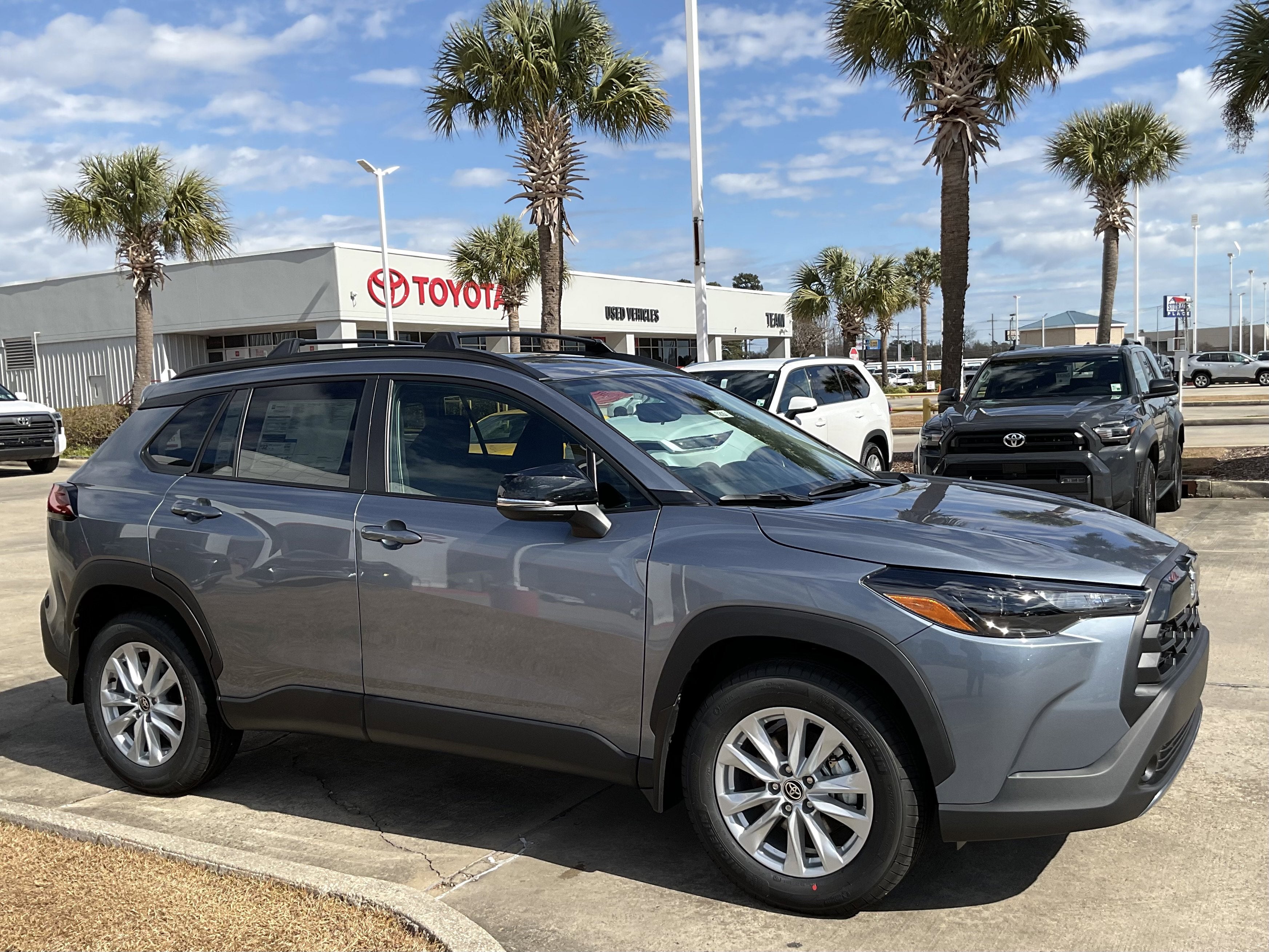 2026 Toyota Corolla Cross LE