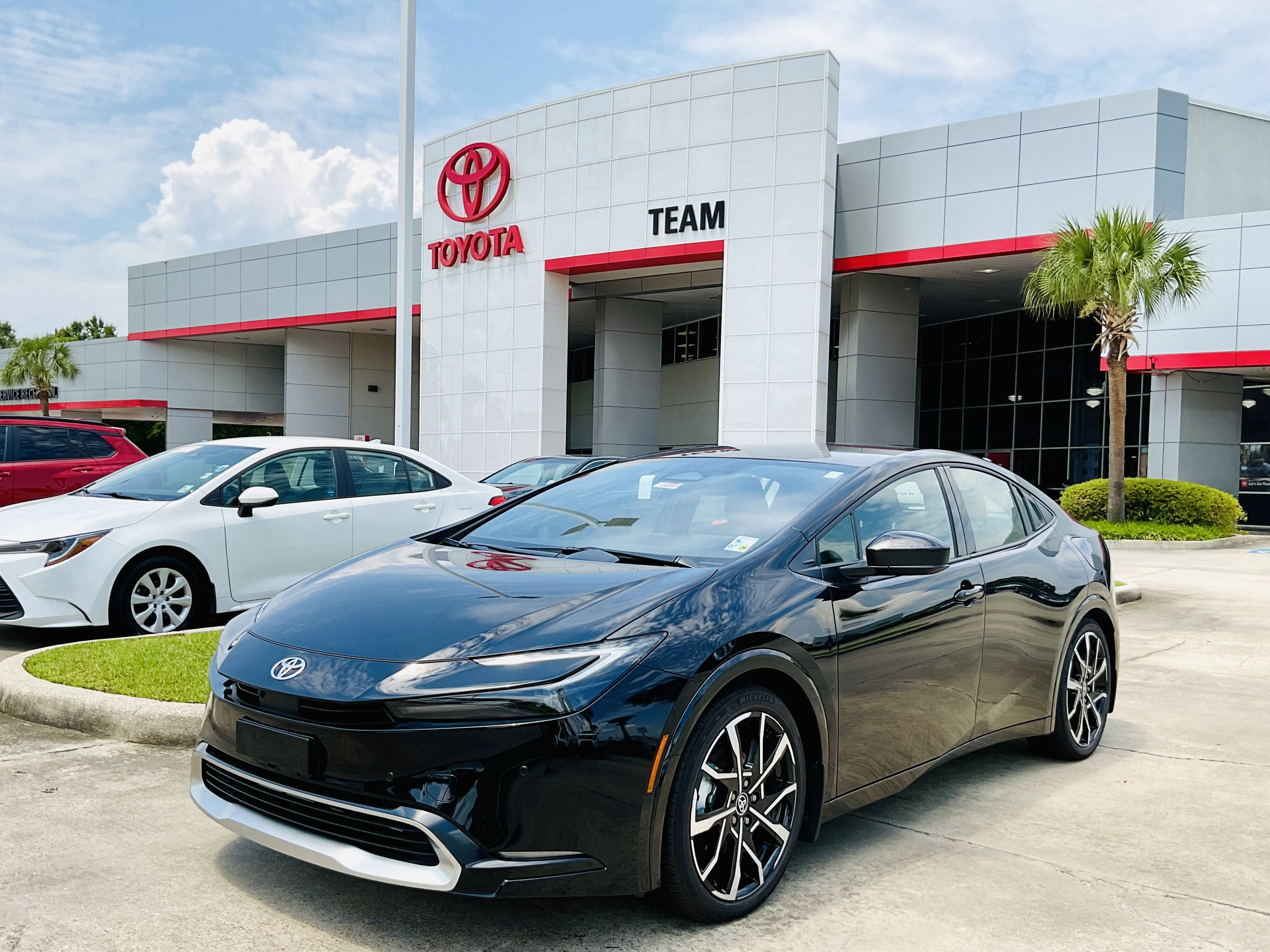 2025 Toyota Prius Plug-in Hybrid XSE Premium