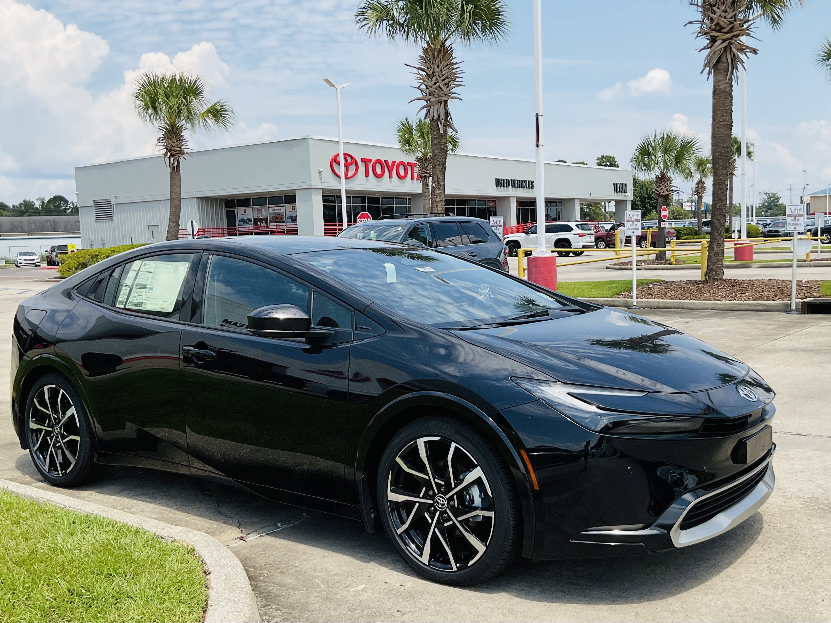 2025 Toyota Prius Plug-in Hybrid XSE Premium