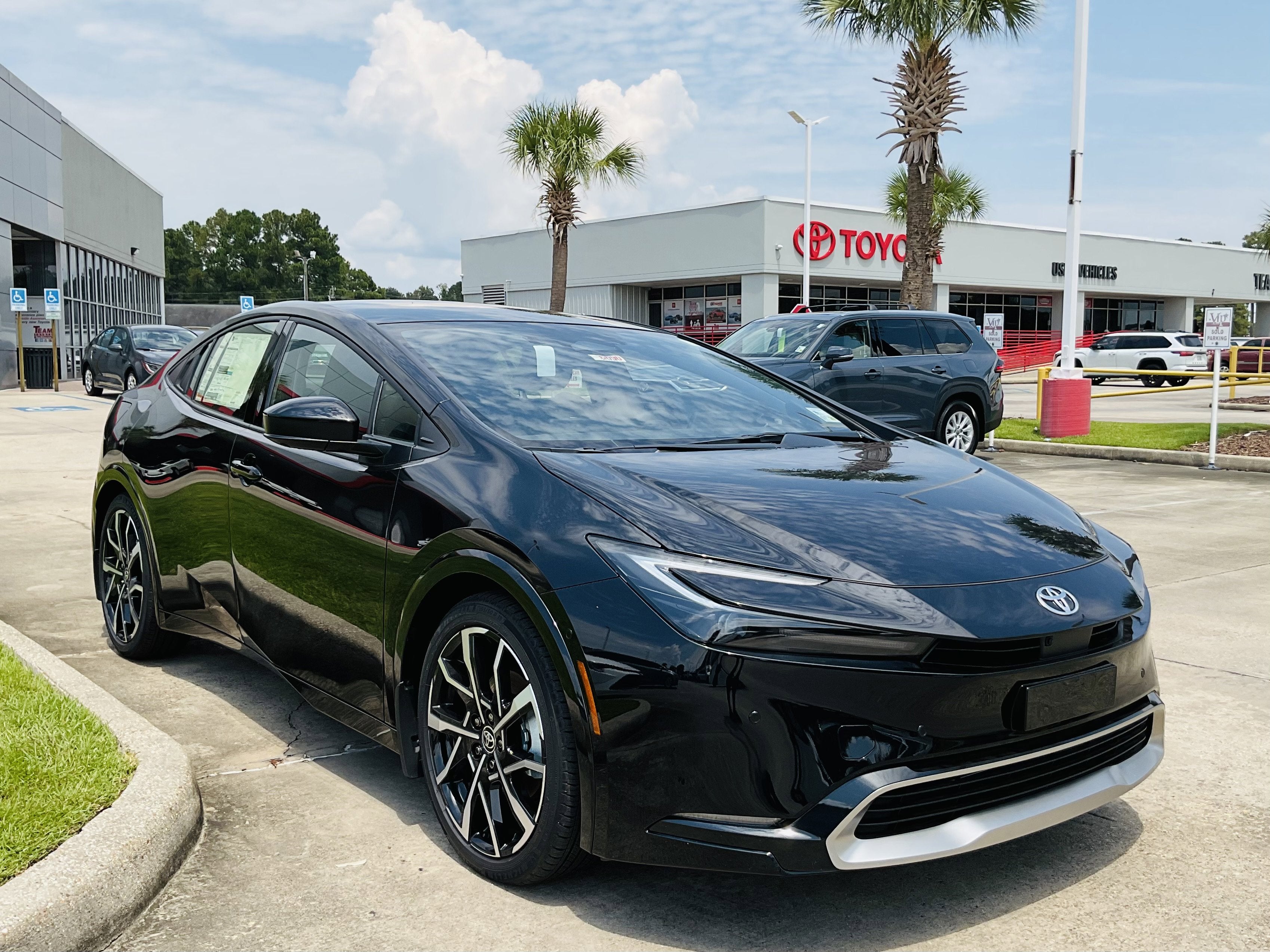 2025 Toyota Prius Plug-in Hybrid XSE Premium