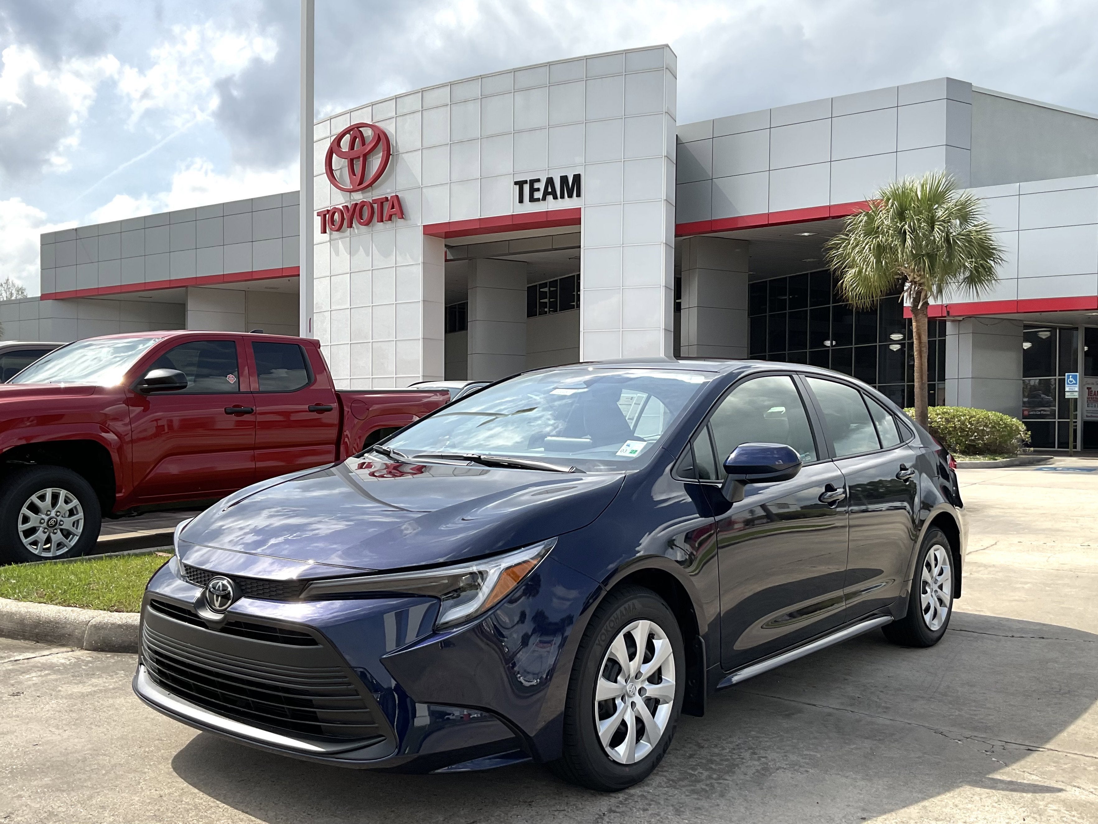 2026 Toyota Corolla Hybrid LE