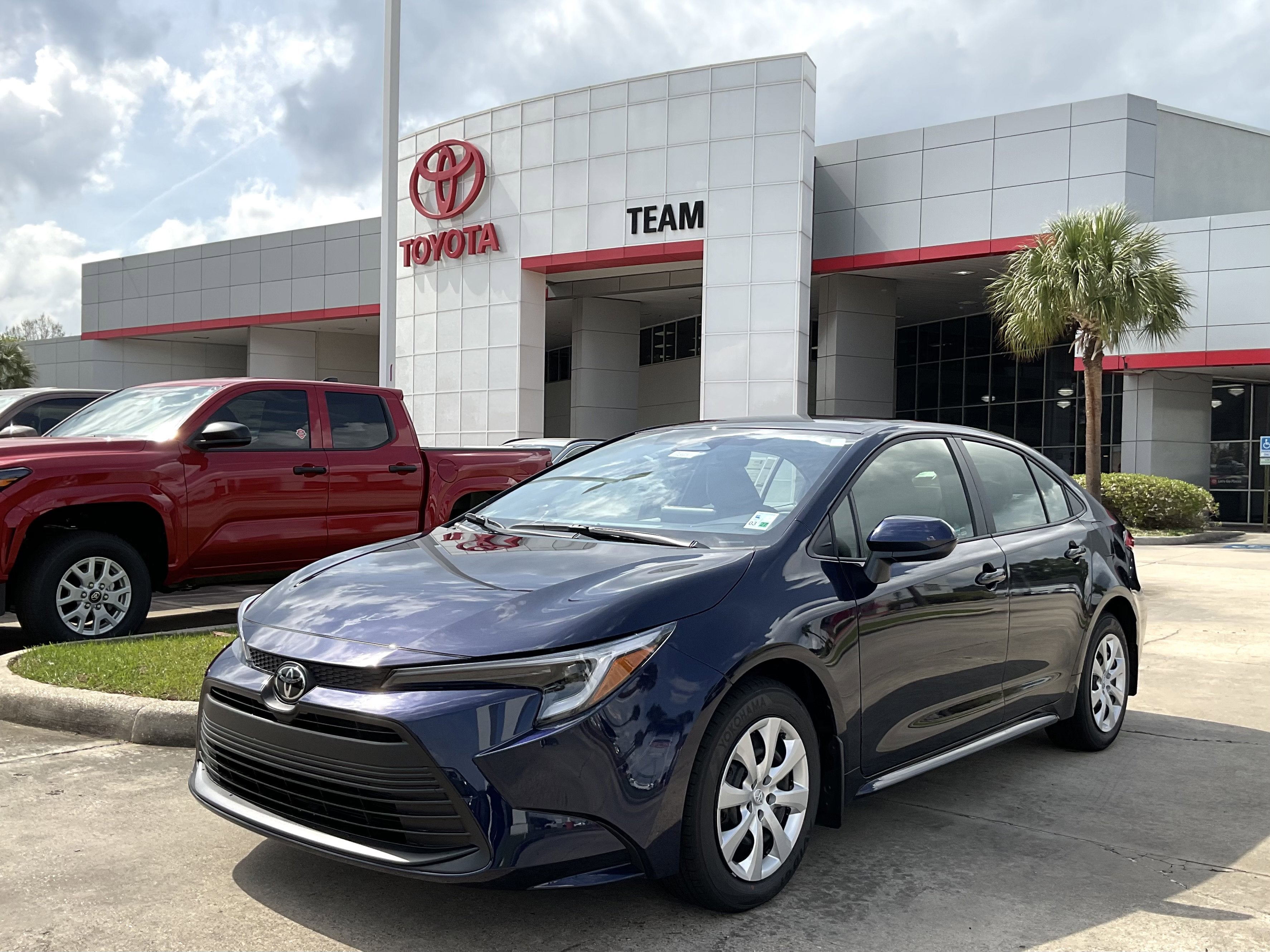 2026 Toyota Corolla Hybrid LE