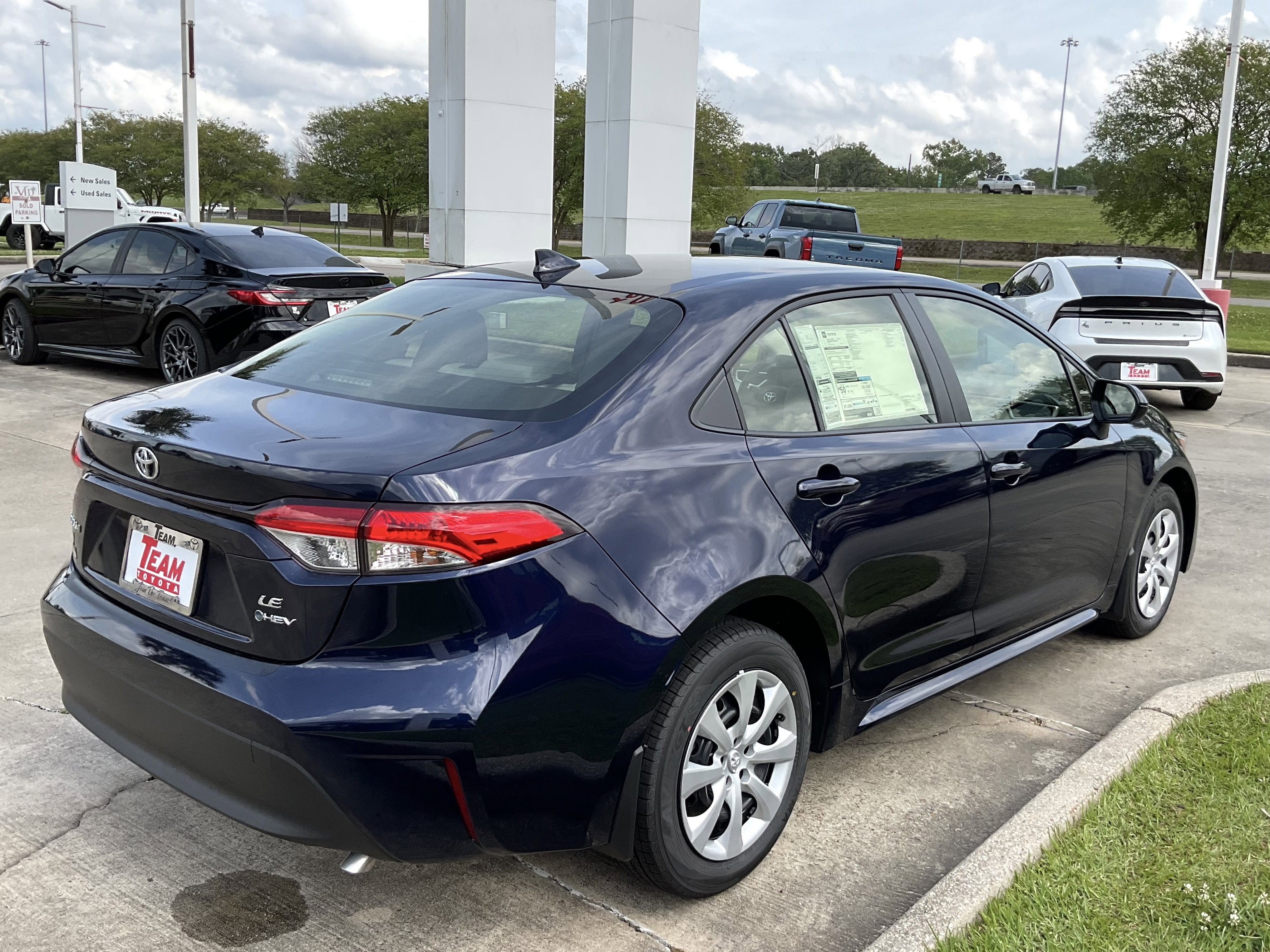 2026 Toyota Corolla Hybrid LE
