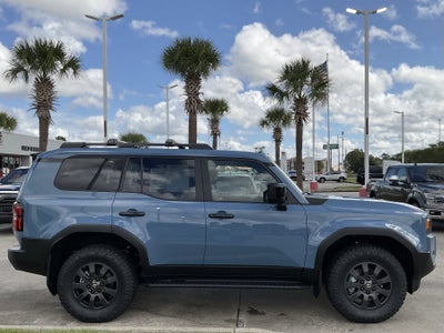 2027 Toyota Land Cruiser 4WD (Natl)