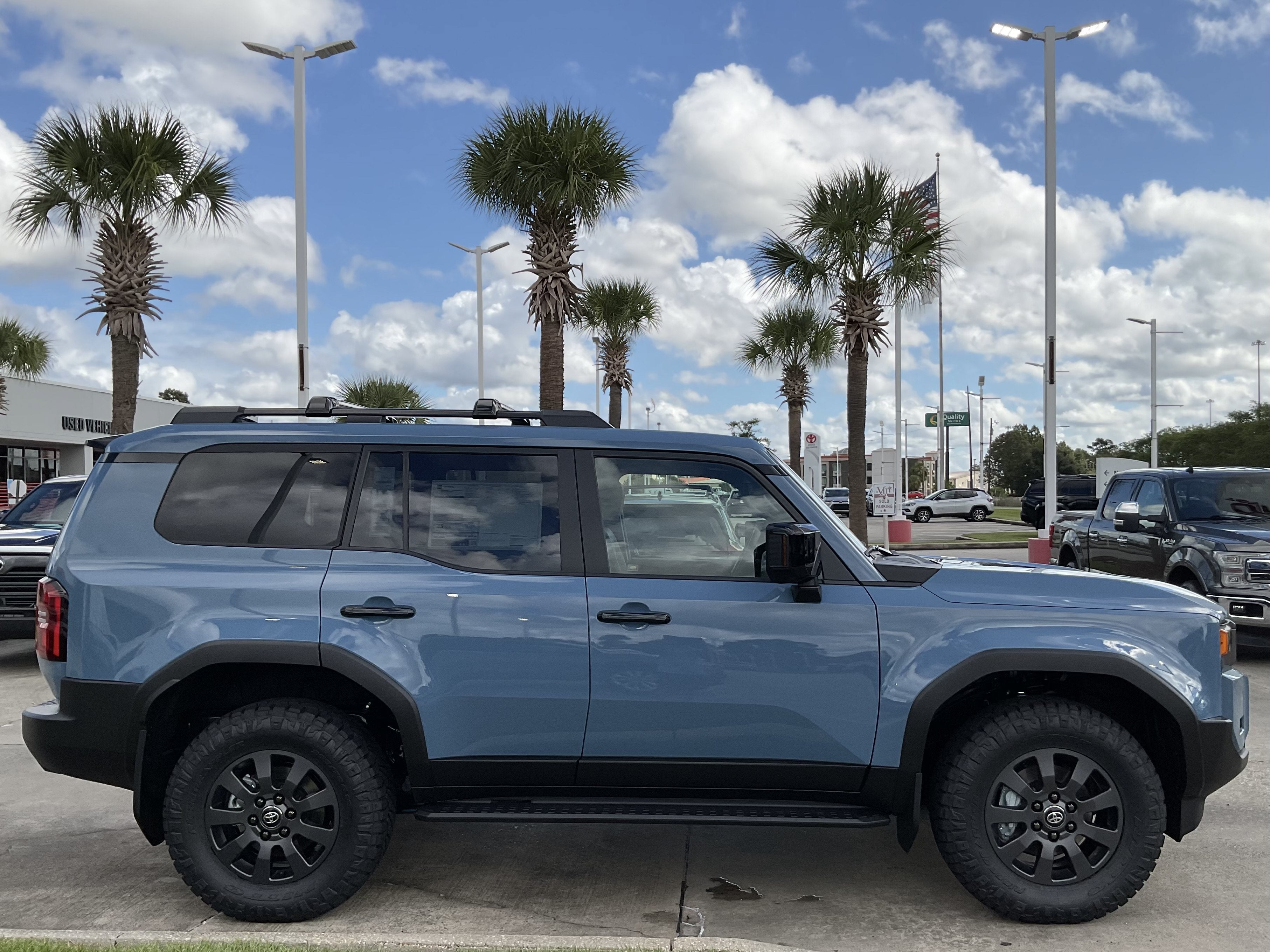2027 Toyota Land Cruiser 4WD (Natl)