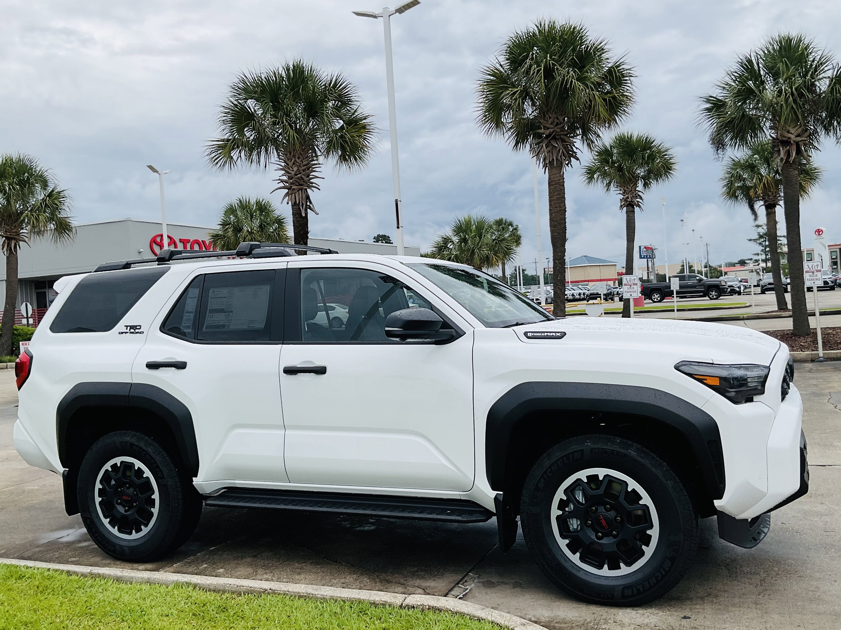 2026 Toyota 4Runner i-FORCE MAX TRD Off-Road Premium i-FORCE MAX