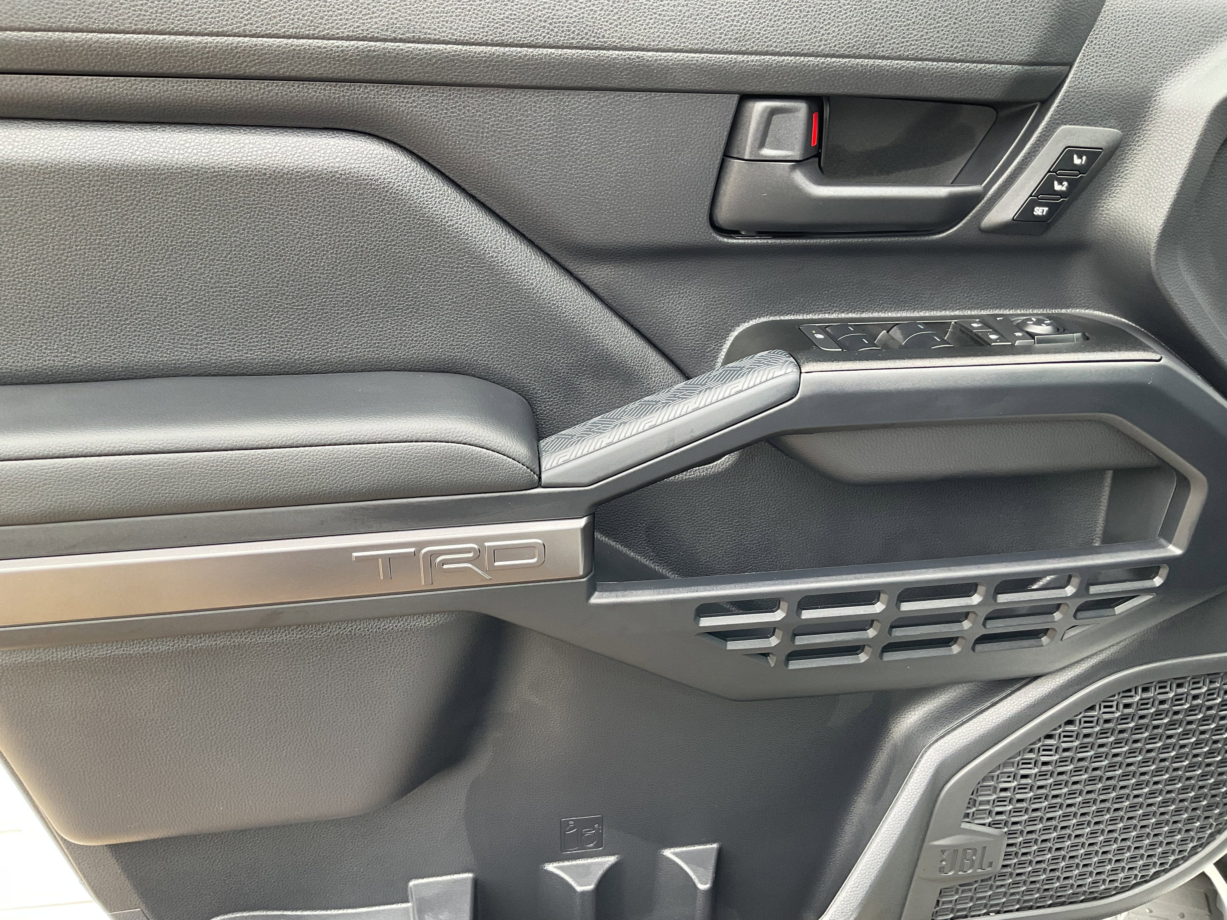 2026 Toyota 4Runner i-FORCE MAX TRD Off-Road Premium i-FORCE MAX