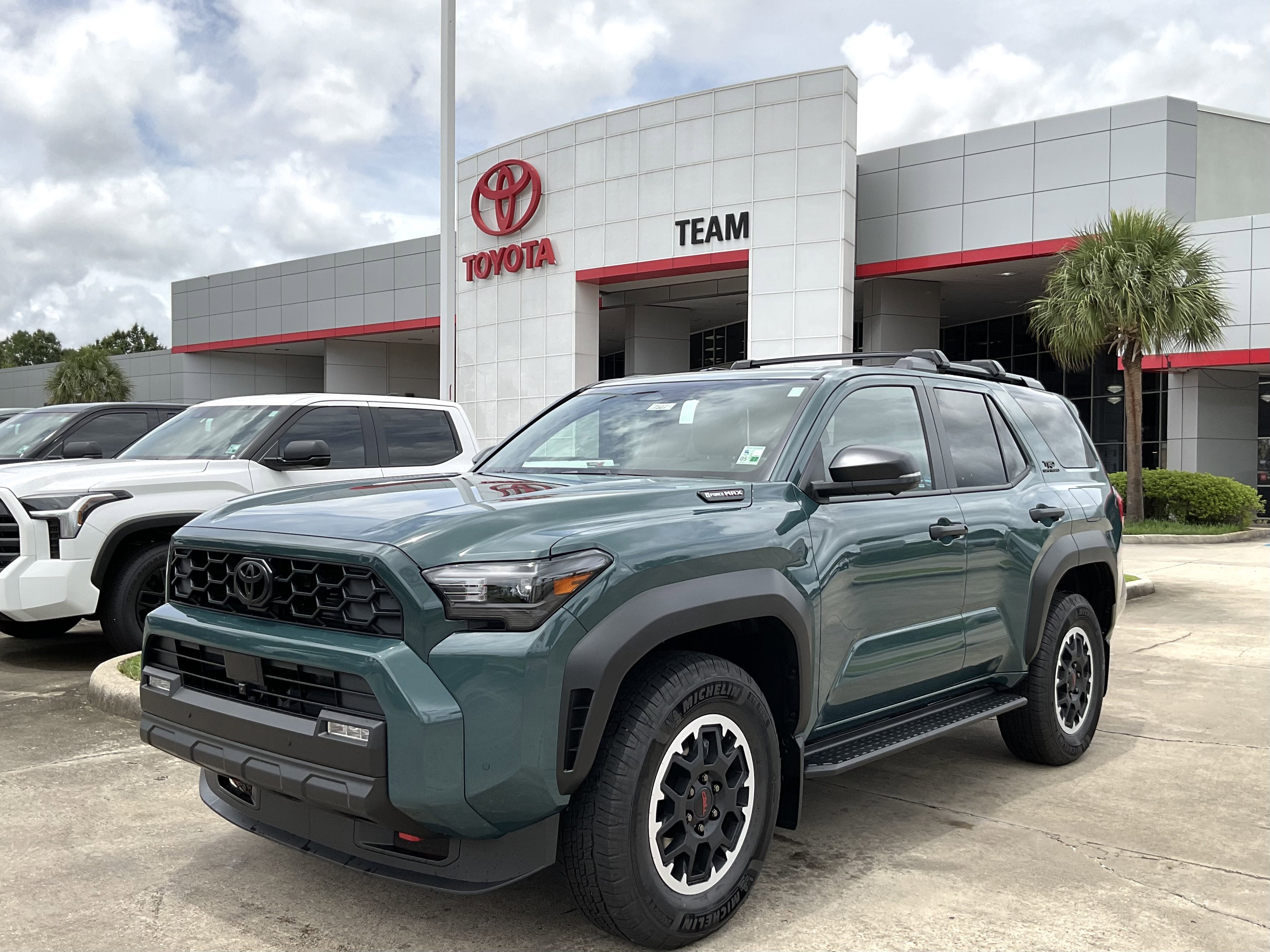 2026 Toyota 4Runner Hybrid TRD Off-Road Prem i-FORCE MAX 4WD's photo