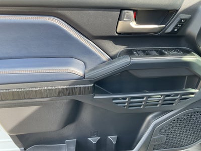 2026 Toyota 4Runner Hybrid Platinum