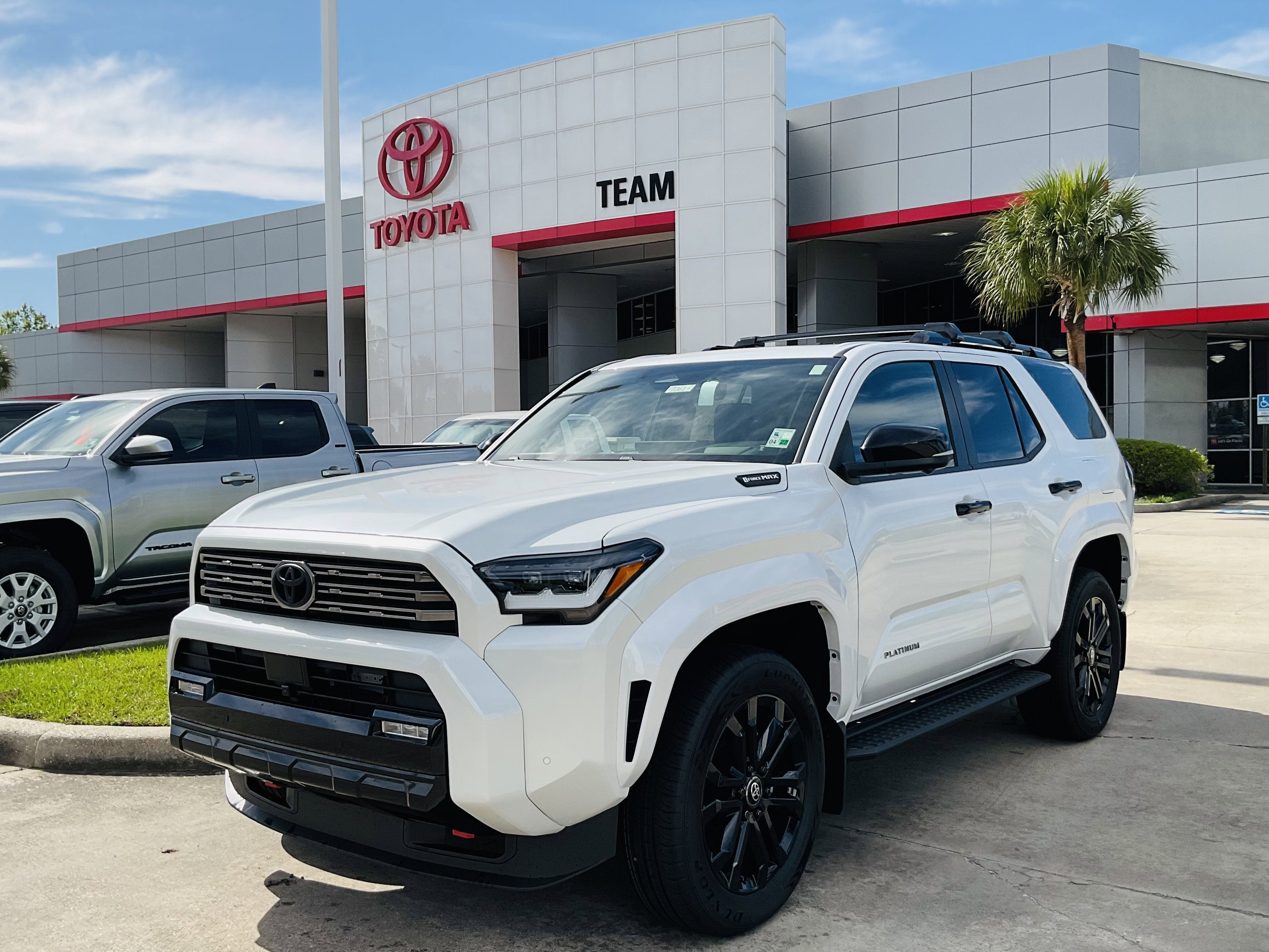 2026 Toyota 4Runner Hybrid Platinum