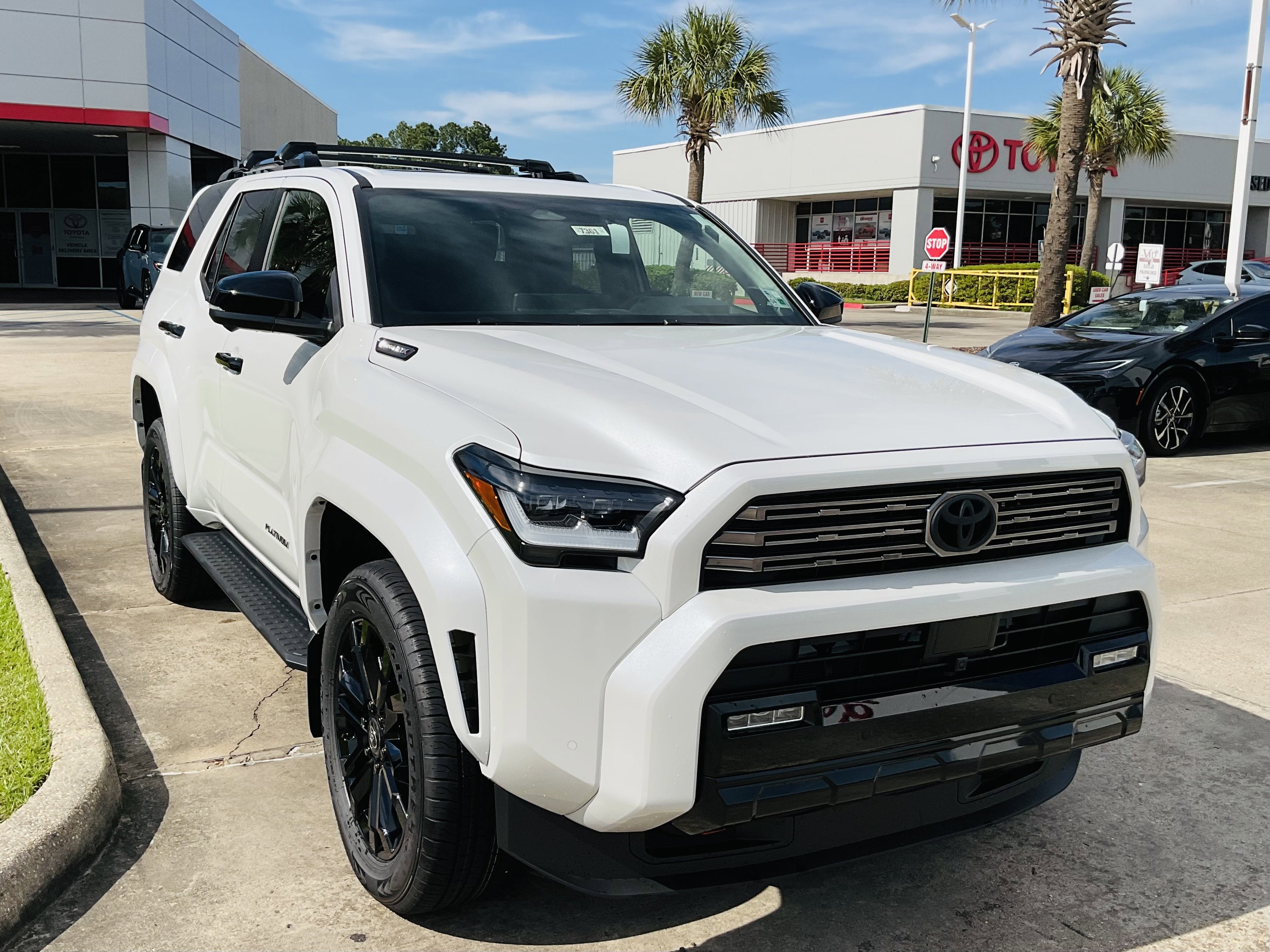 2026 Toyota 4Runner Hybrid Platinum