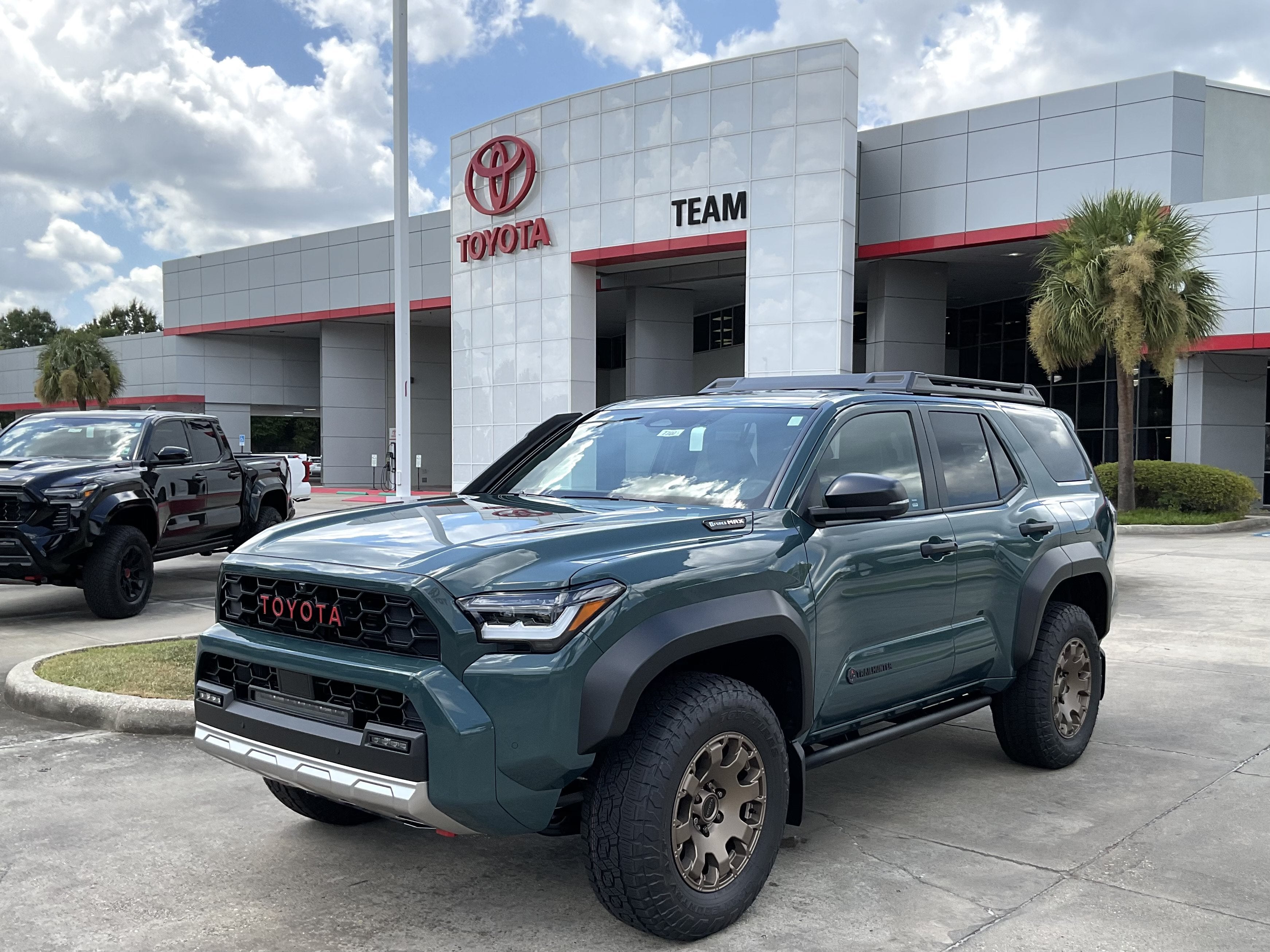 2026 Toyota 4Runner i-FORCE MAX Trailhunter
