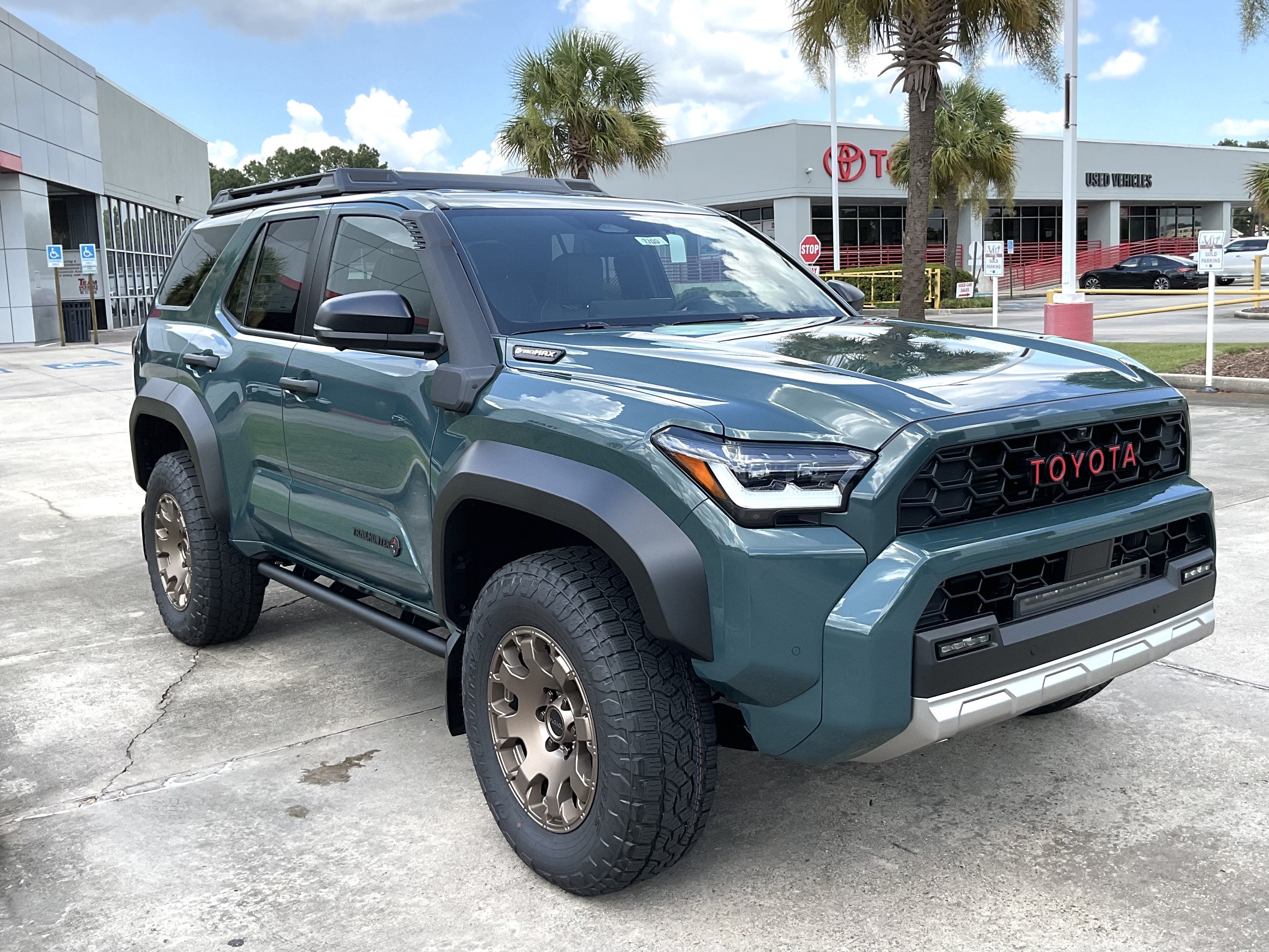 2026 Toyota 4Runner i-FORCE MAX Trailhunter