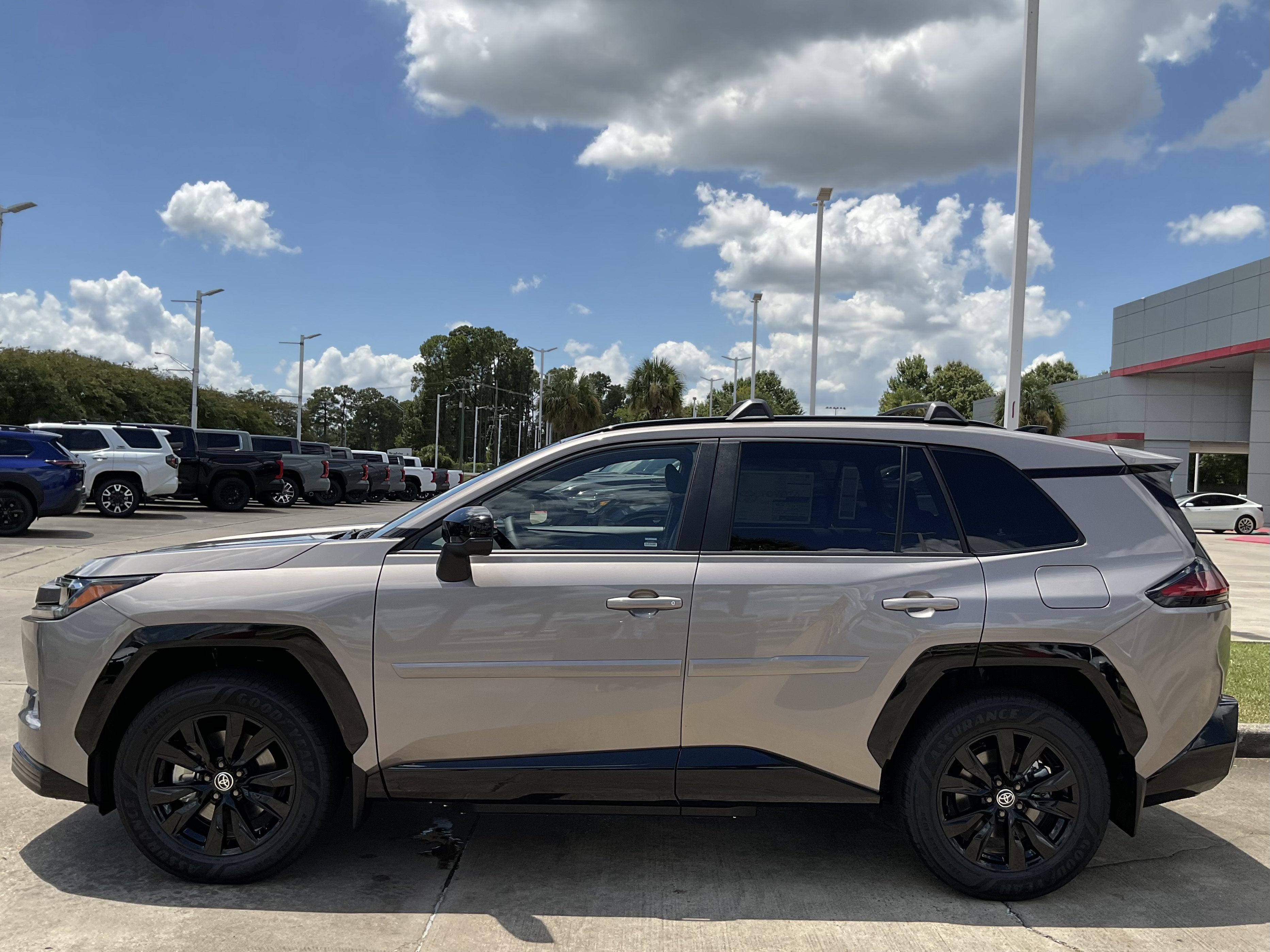 2026 Toyota RAV4 Plug-In Hybrid SE