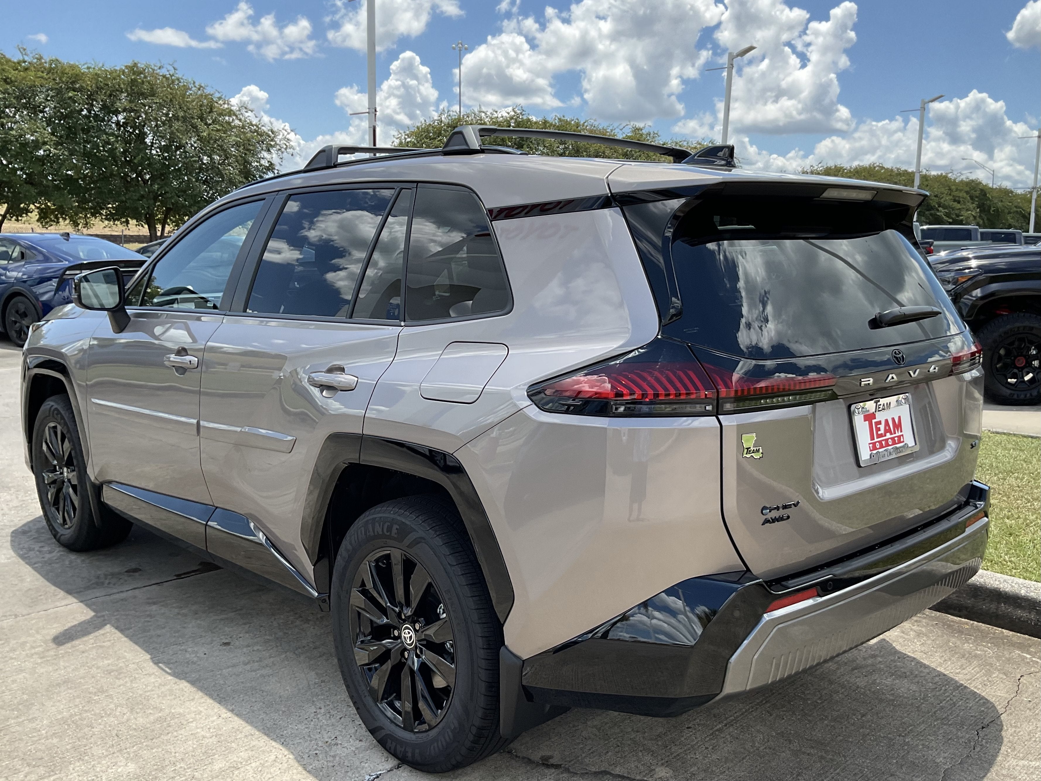 2026 Toyota RAV4 Plug-In Hybrid SE