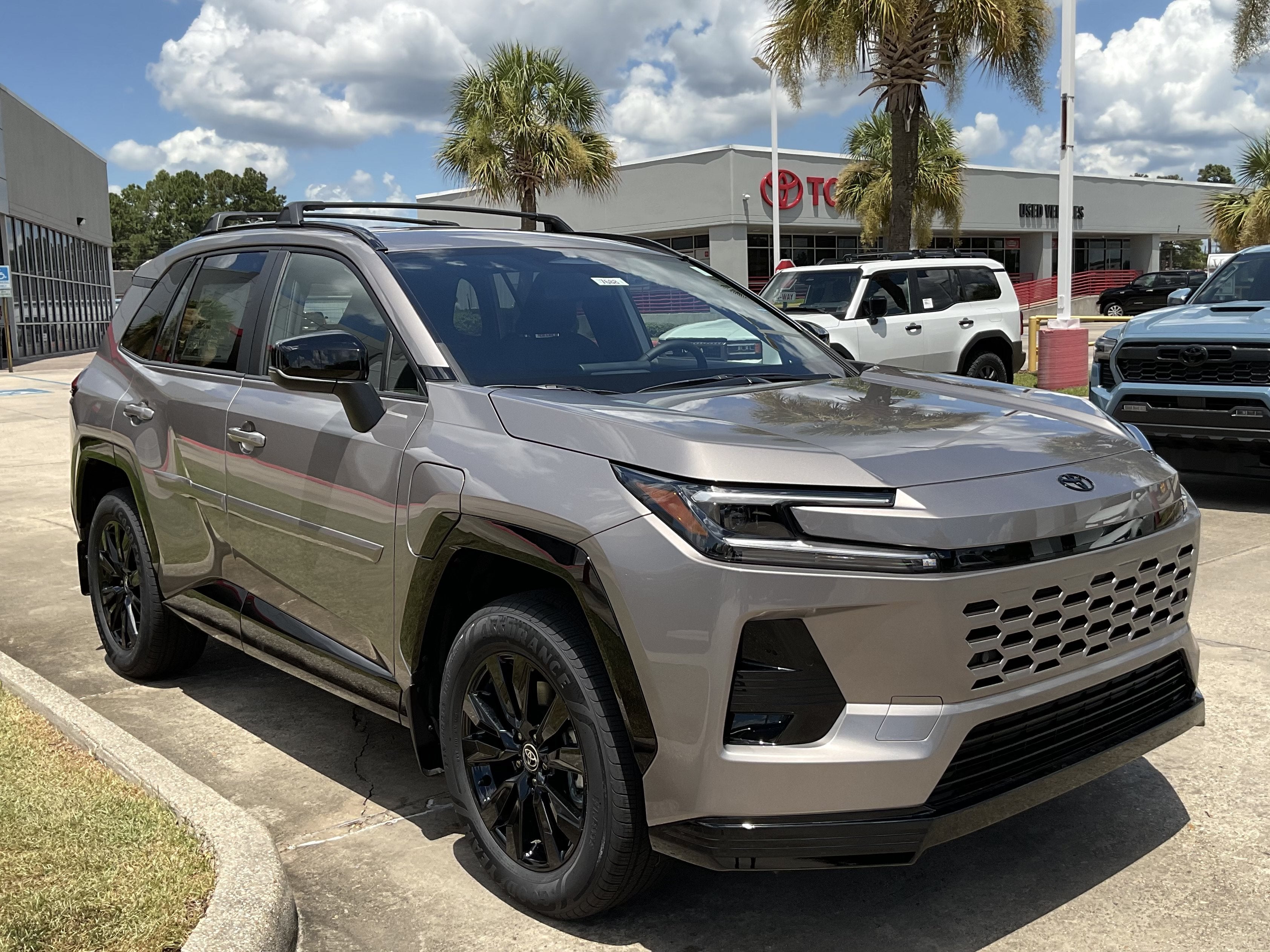 2026 Toyota RAV4 Plug-In Hybrid SE