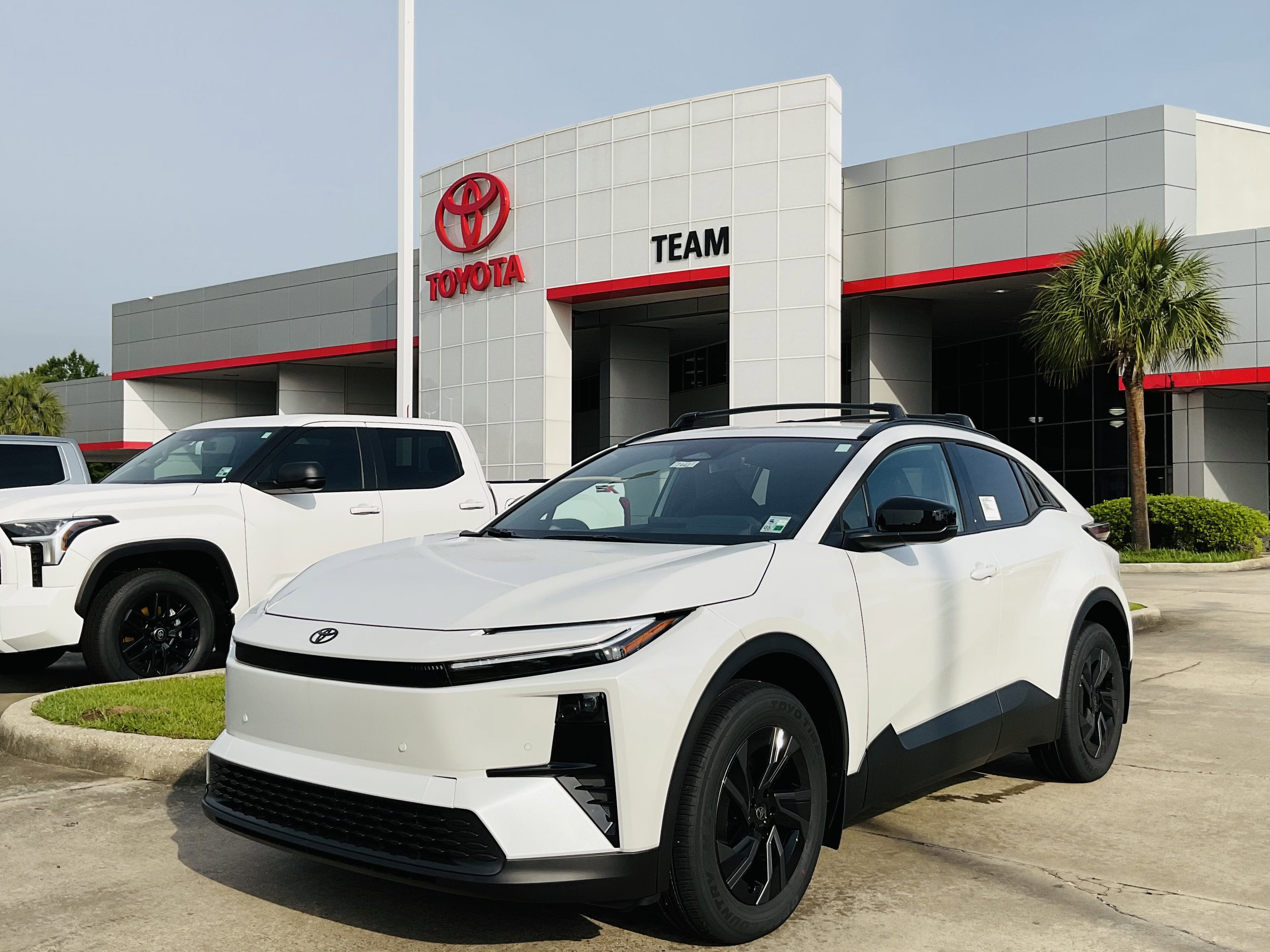 2026 Toyota C-HR SE