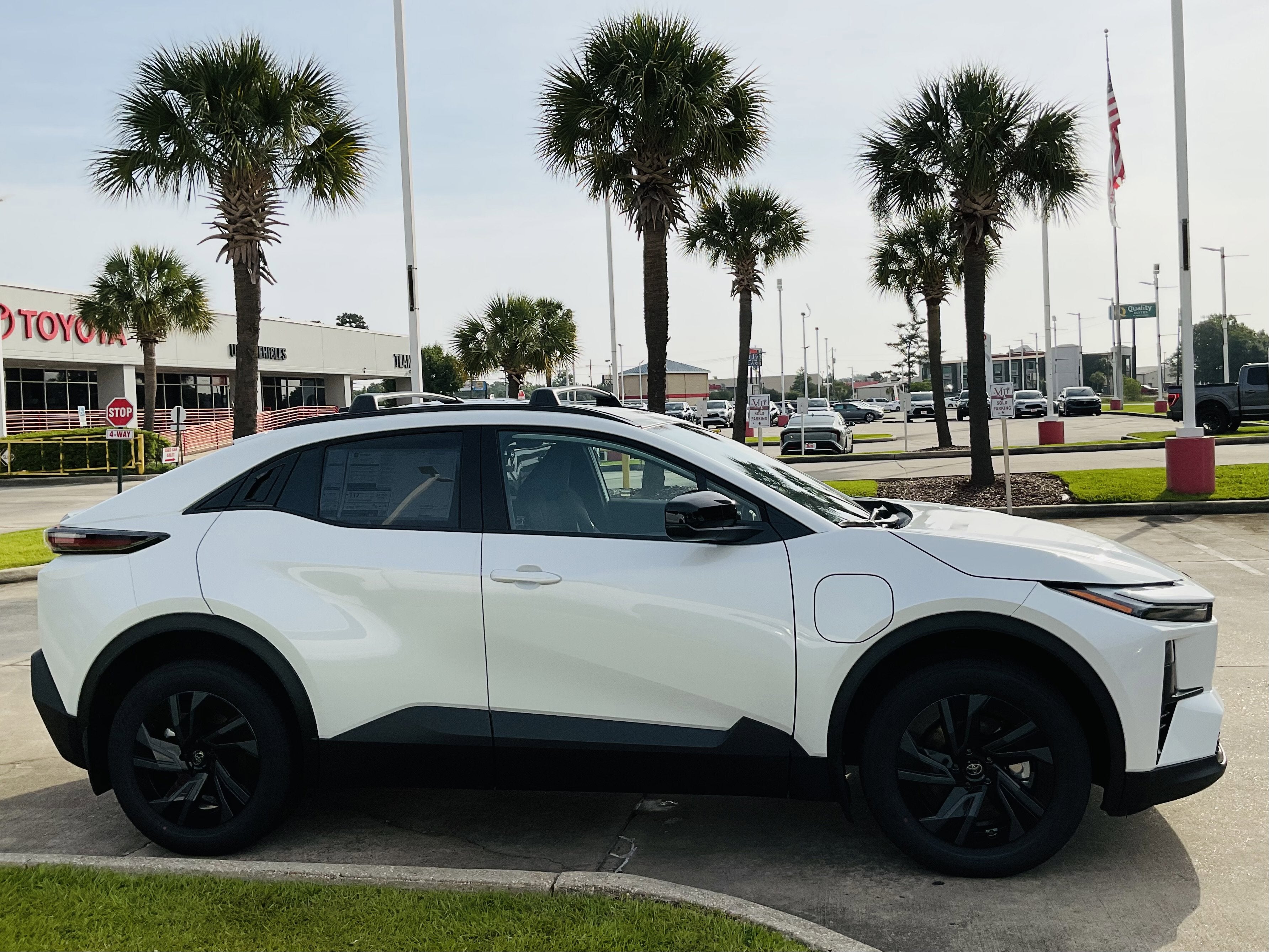 2026 Toyota C-HR SE
