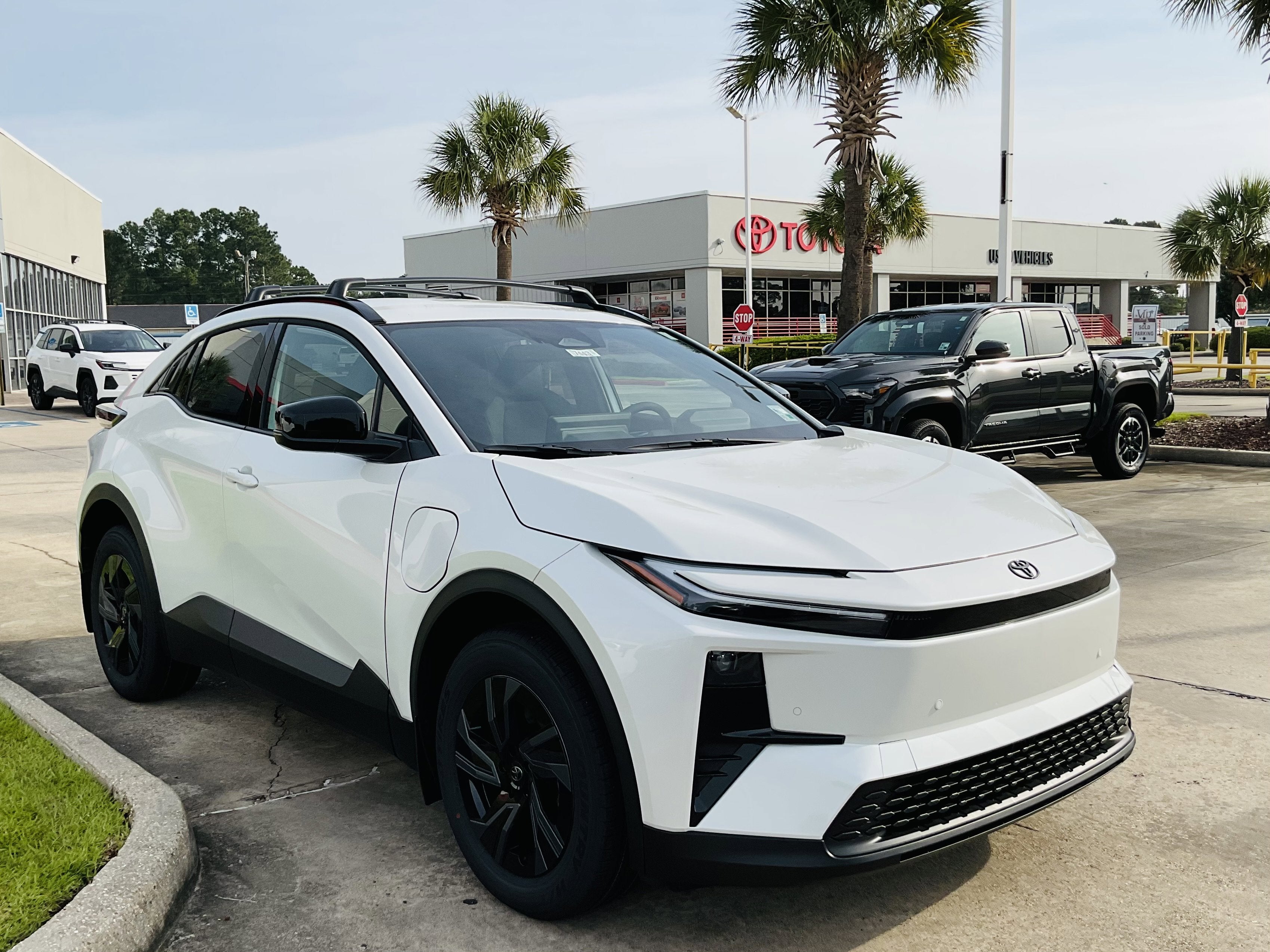 2026 Toyota C-HR SE