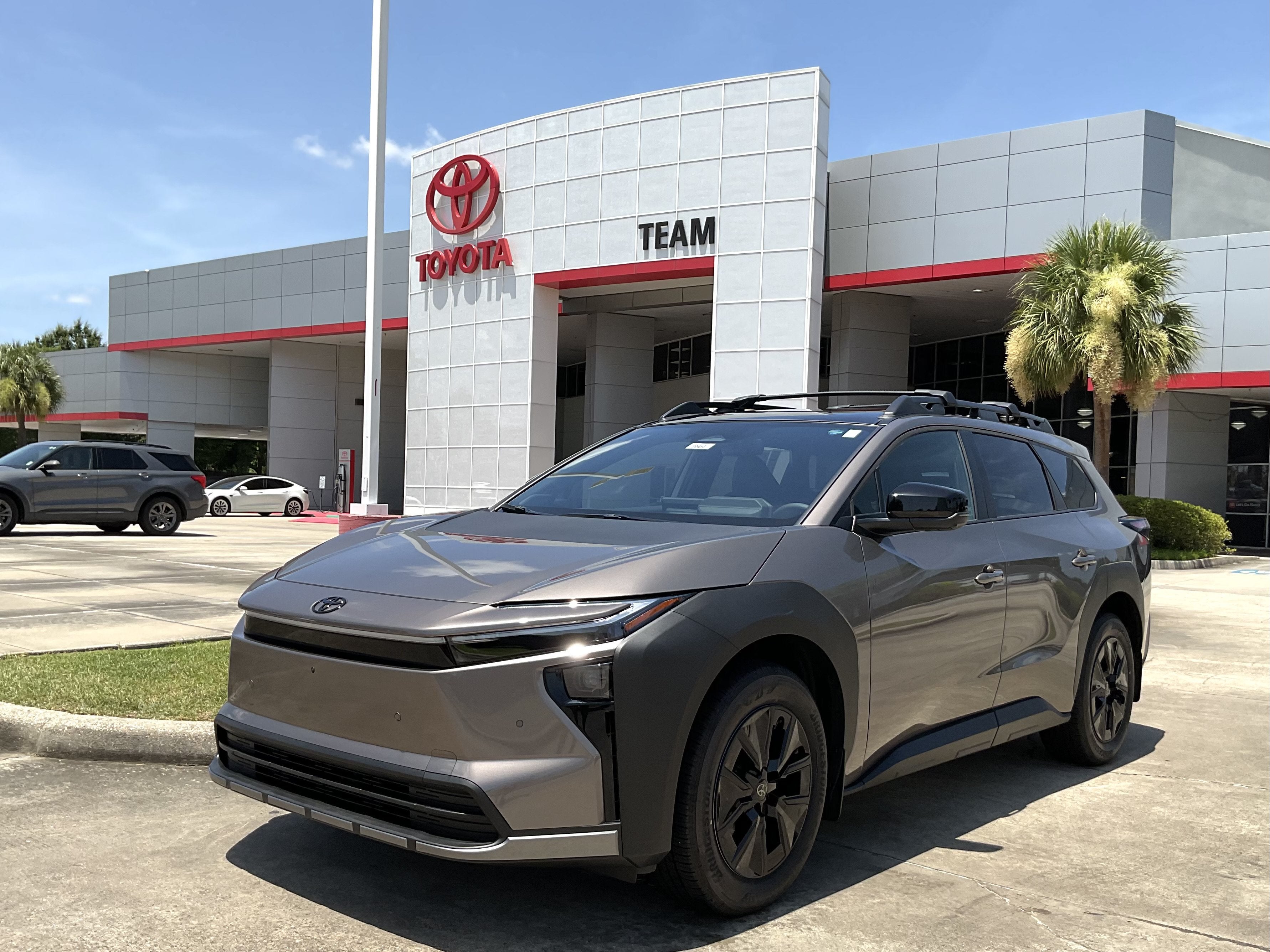 2026 Toyota bZ Woodland bZ Woodland Premium