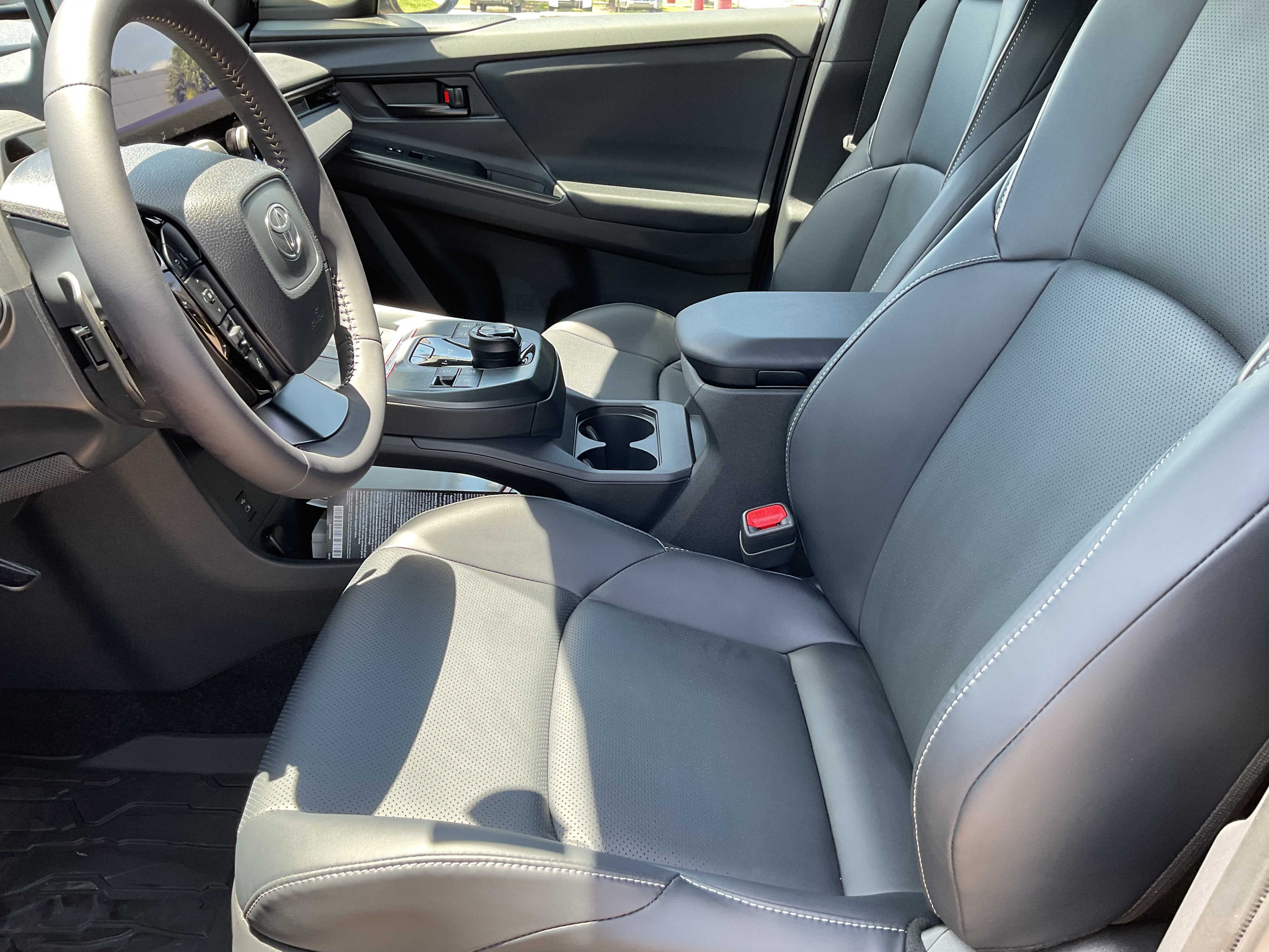 2026 Toyota bZ Woodland bZ Woodland Premium