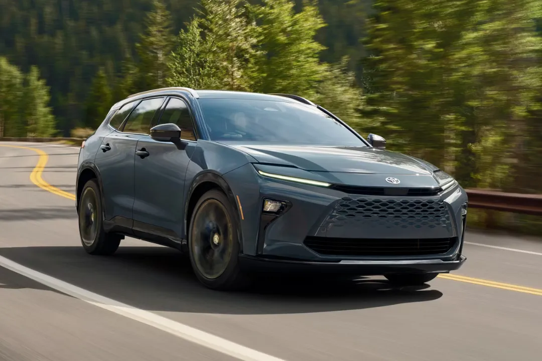 New Toyota Crown Signia